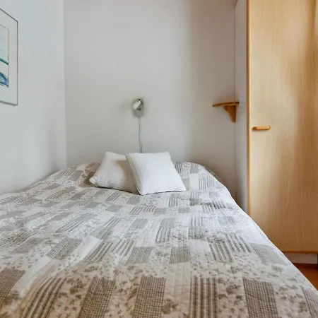 Holiday home Lomarivi B1 By Interhome