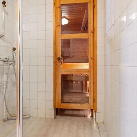 Lomarivi B1 By Interhome *